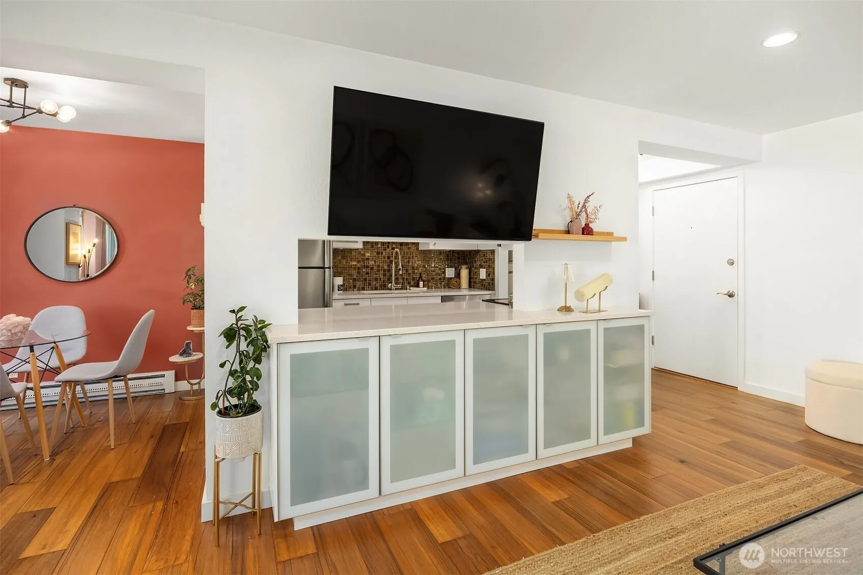 831 126th Place NE #B103, Bellevue, WA 98005-3247