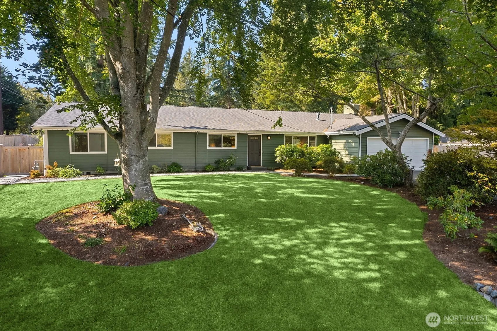 19507 170th Avenue NE, Woodinville, WA 98072