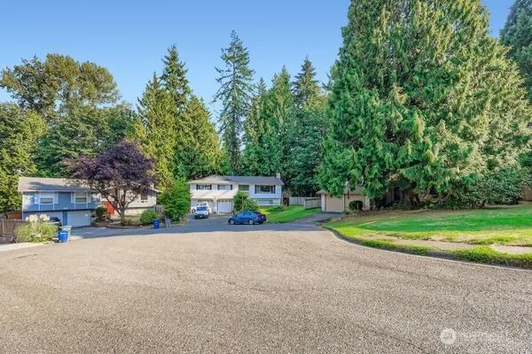 114 212th Street SE, Bothell, WA 98021-7547