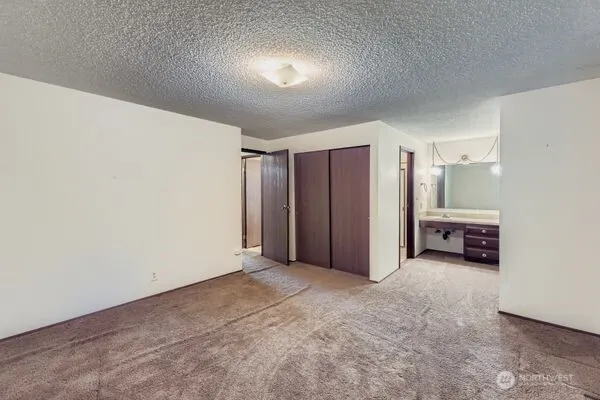 114 212th Street SE, Bothell, WA 98021-7547