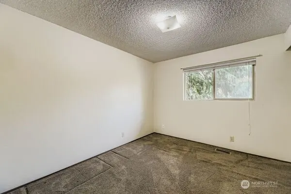 114 212th Street SE, Bothell, WA 98021-7547