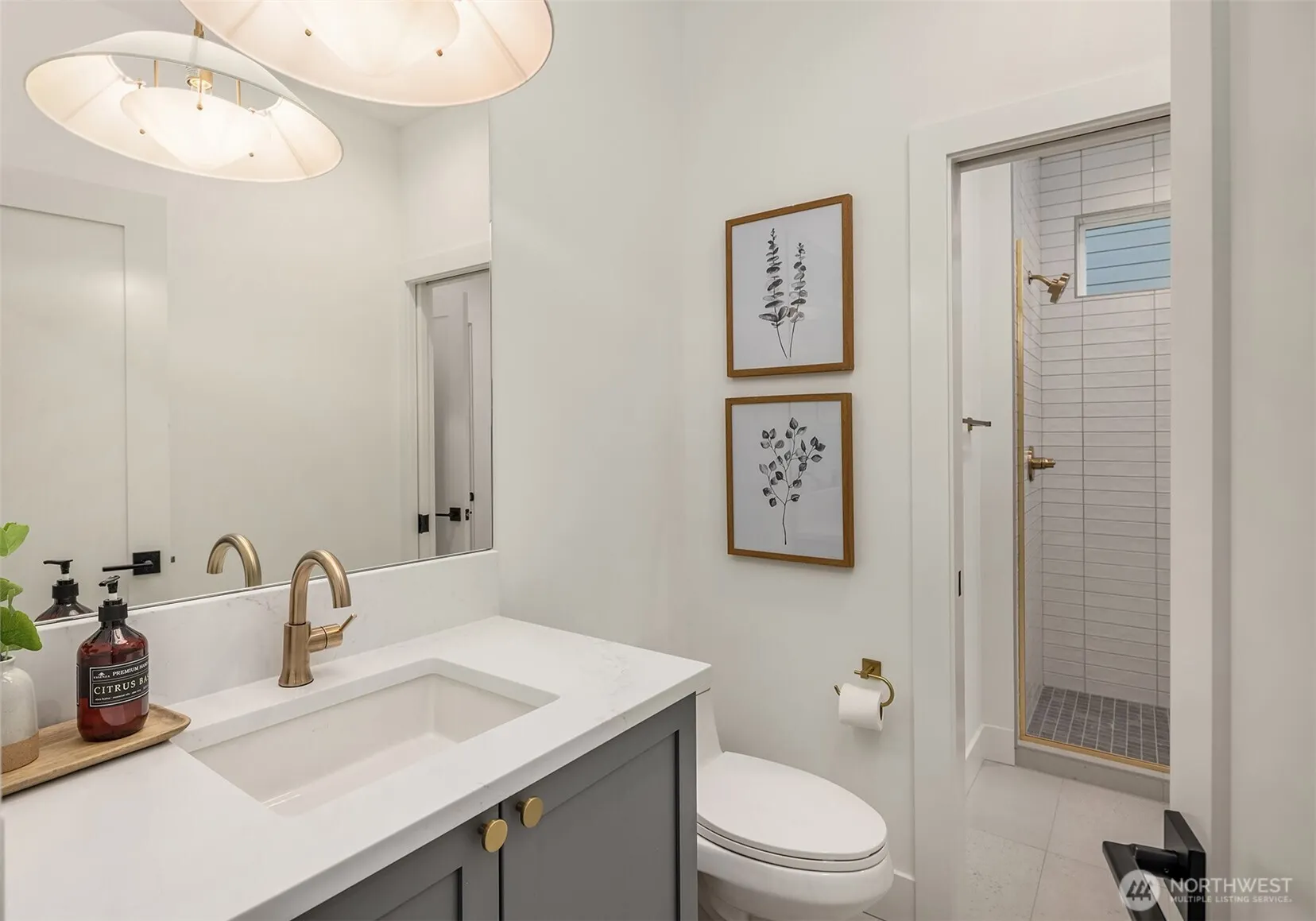 13662 NE 101st Street , Kirkland, WA 98033