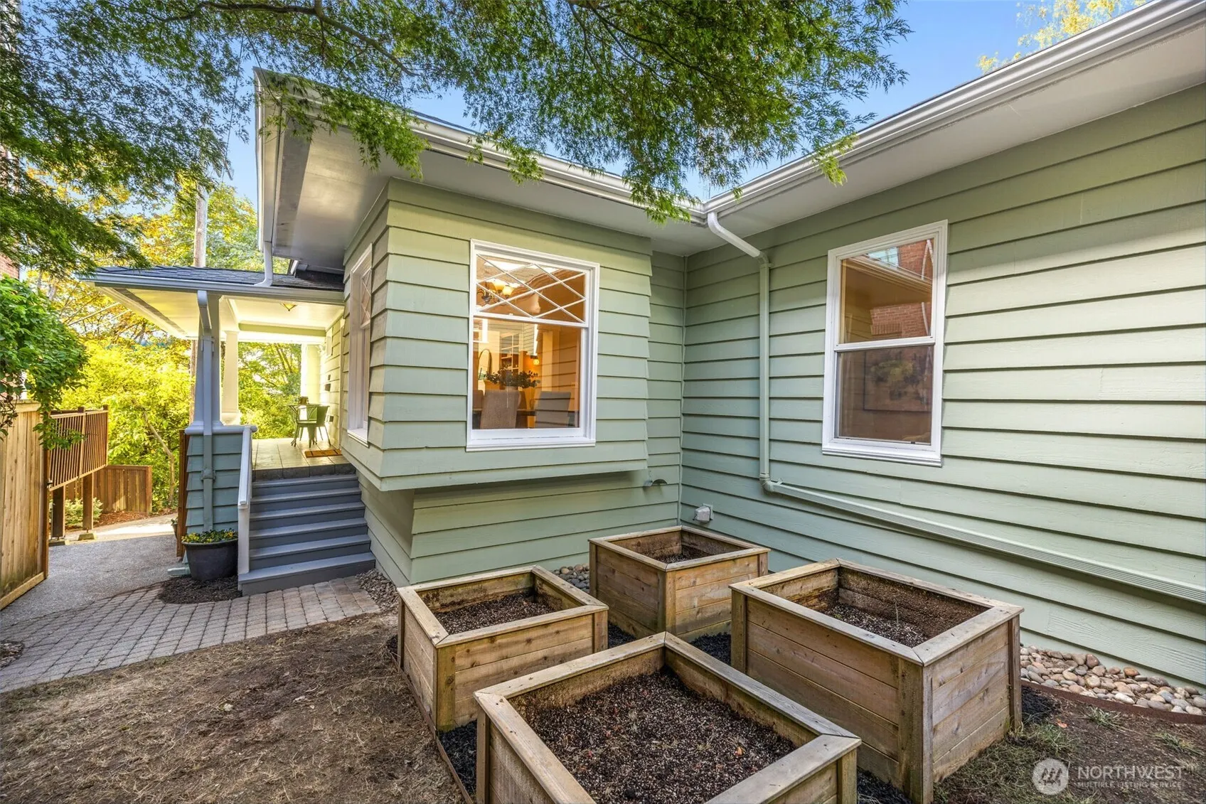 1508 Galer Place N, Seattle, WA 98109