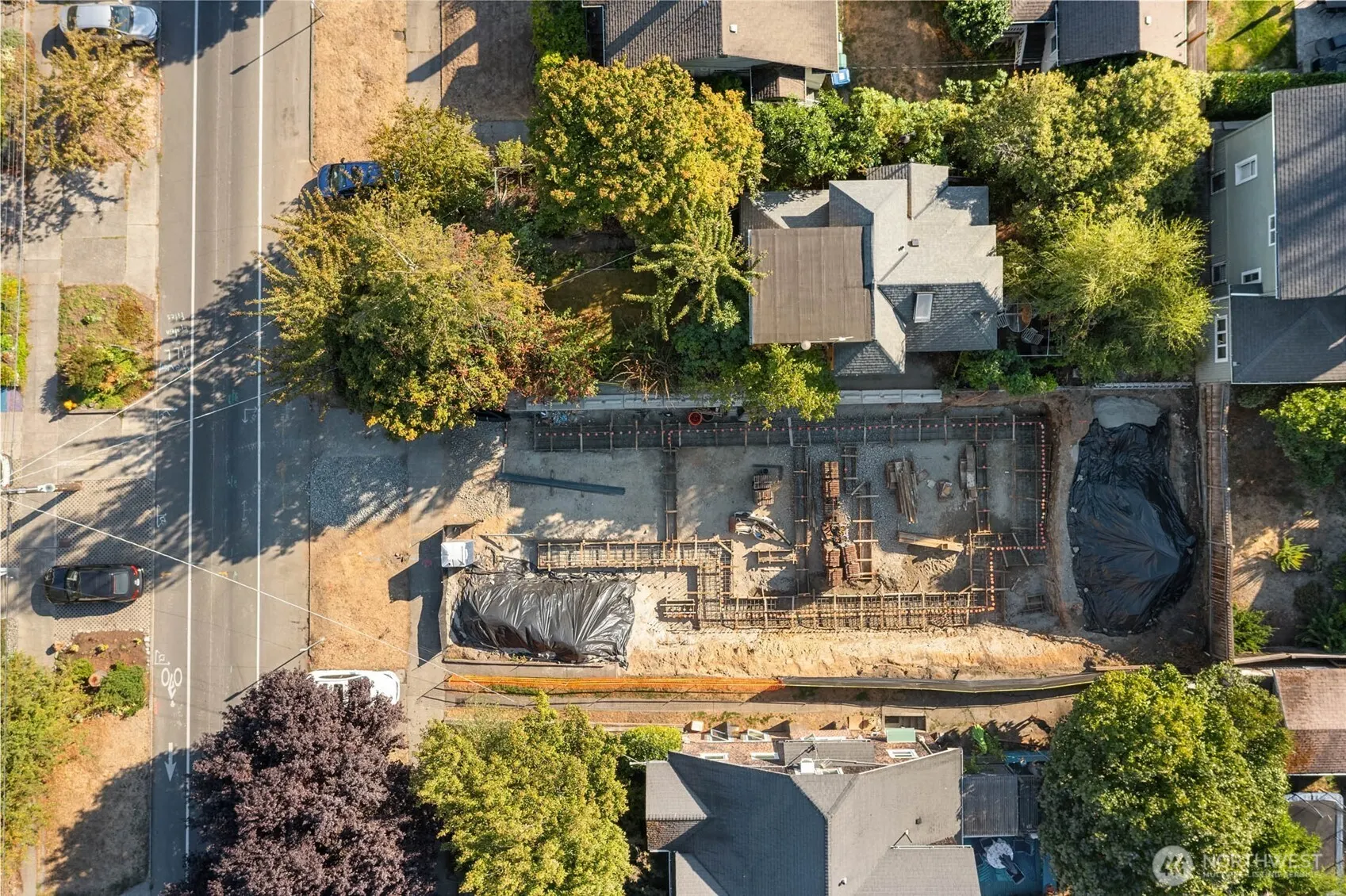 4037 Latona Ave NE, Seattle, WA 98105