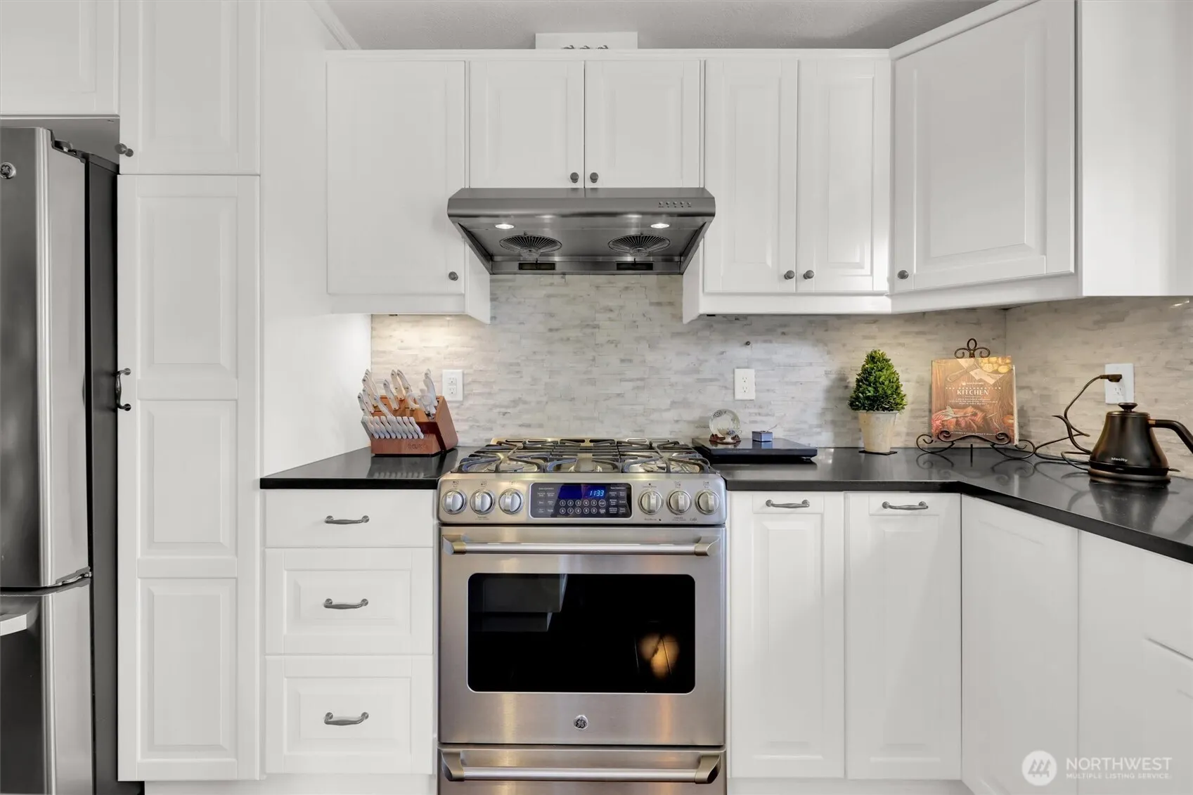 24318 7th Avenue SE, Bothell, WA 98021