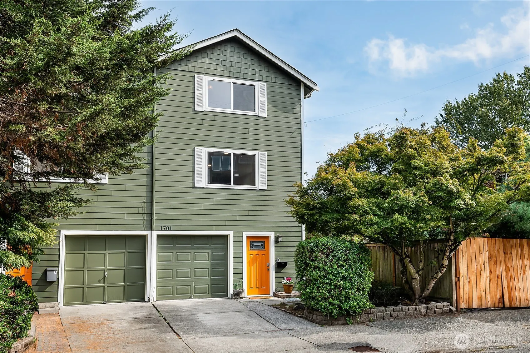 1701 S Atlantic Street #B, Seattle, WA 98144