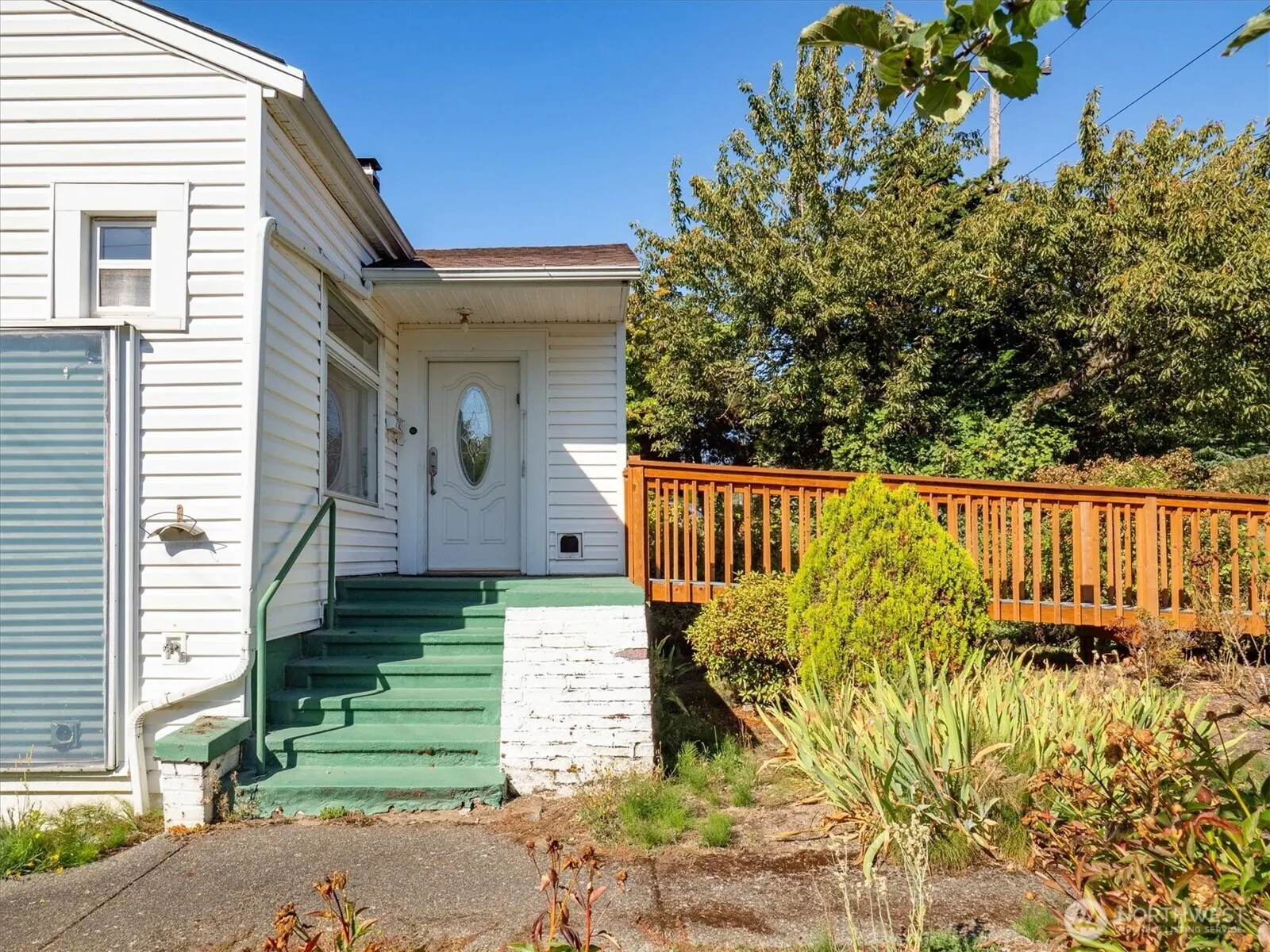 7003 40th Avenue NE, Seattle, WA 98115