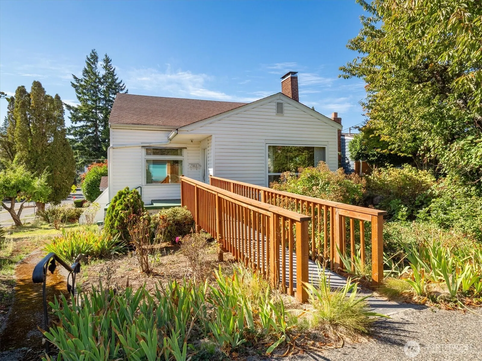 7003 40th Avenue NE, Seattle, WA 98115