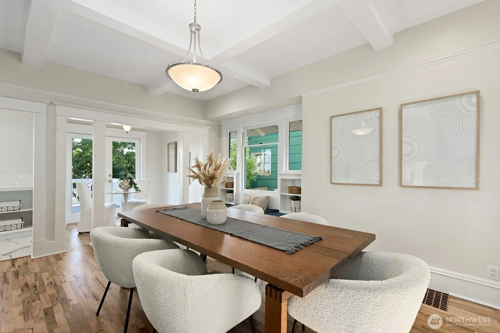 1242 16th Avenue E, Seattle, WA 98112