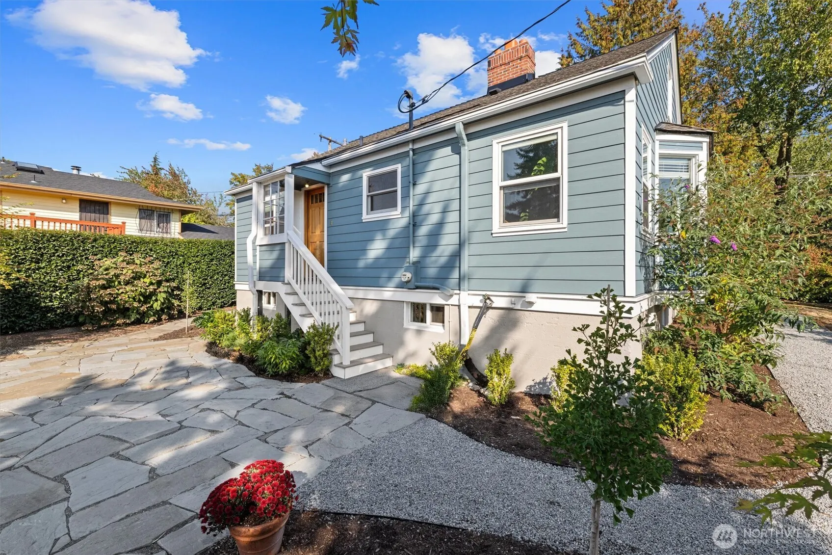 6431 Beacon Avenue S, Seattle, WA 98108