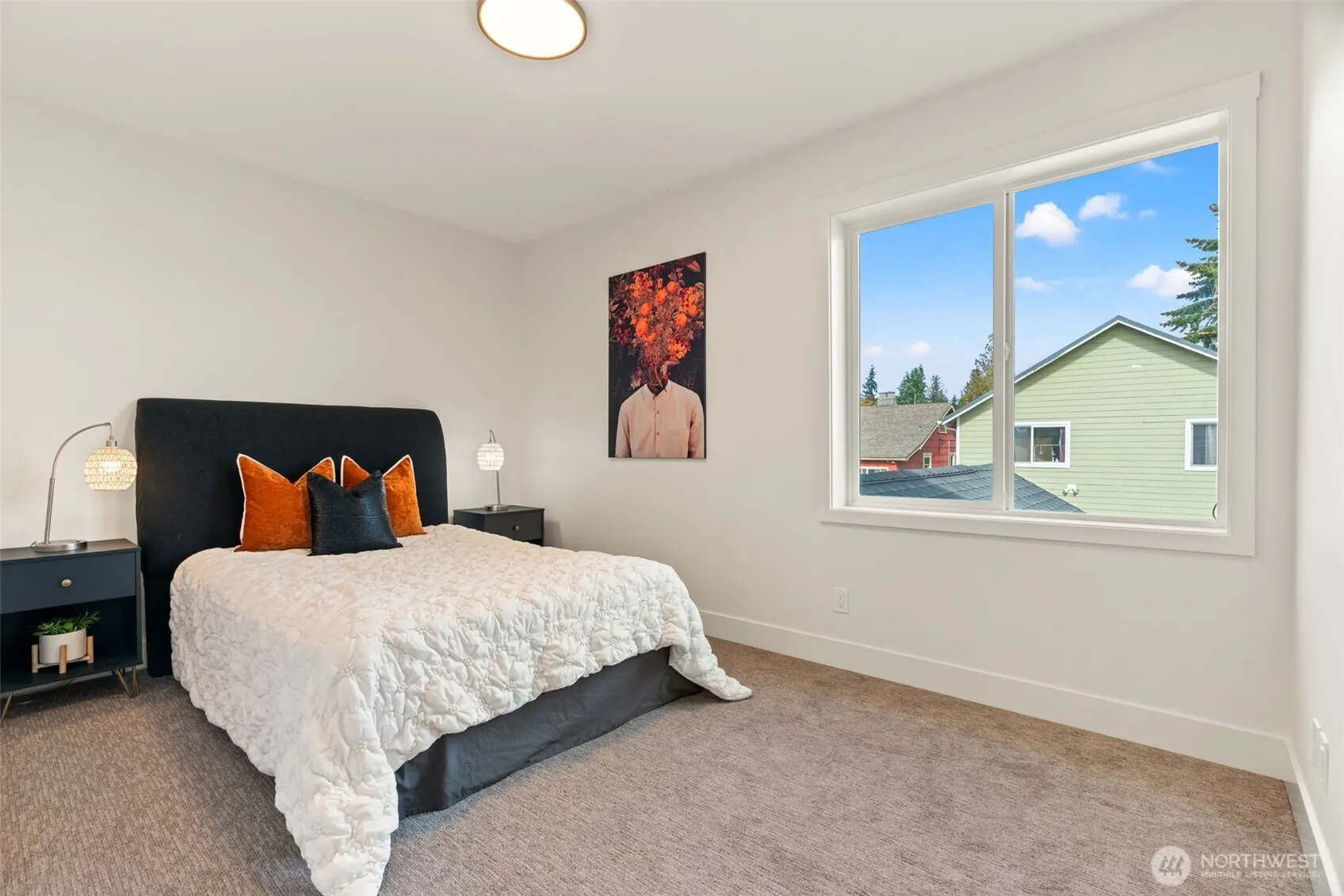 742 N 104th Street , Seattle, WA 98133