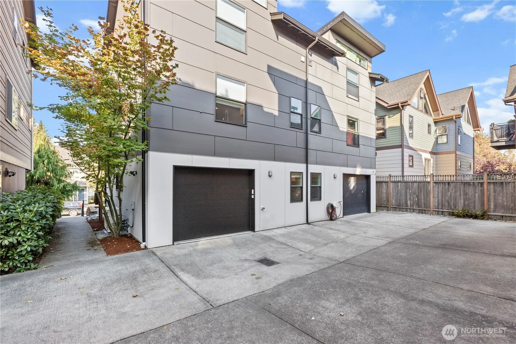 1506 44th Avenue SW #B, Seattle, WA 98116