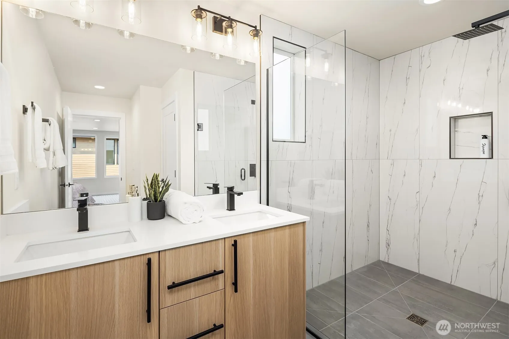 1516 NW 63rd Street #A, Seattle, WA 98107