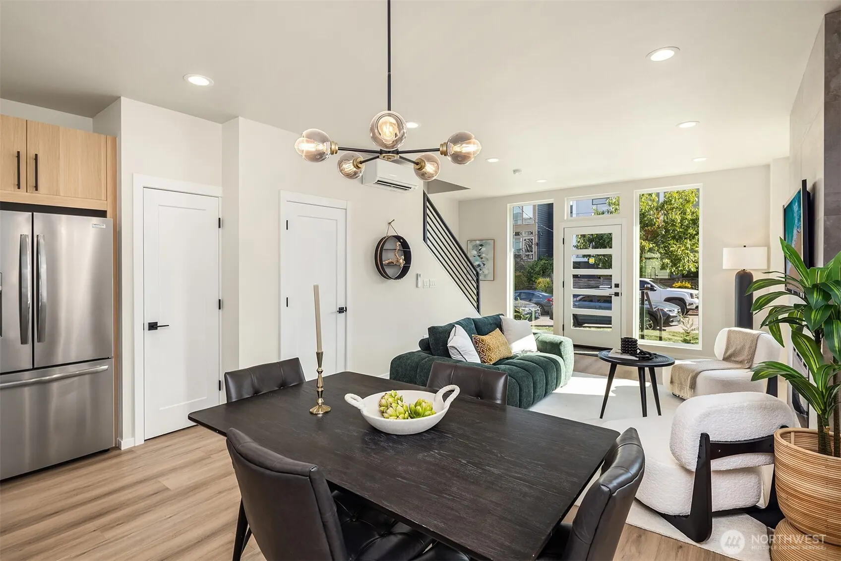 1516 NW 63rd Street #A, Seattle, WA 98107
