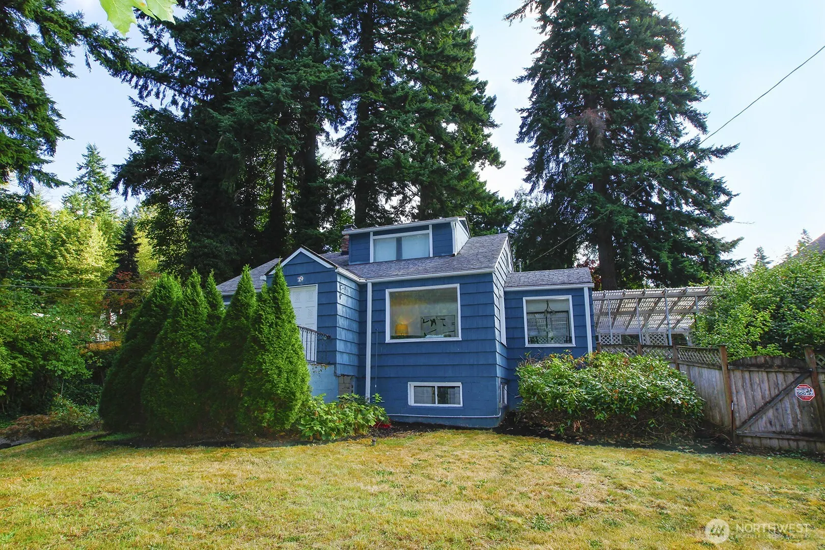 19727 Locust Way , Lynnwood, WA 98036