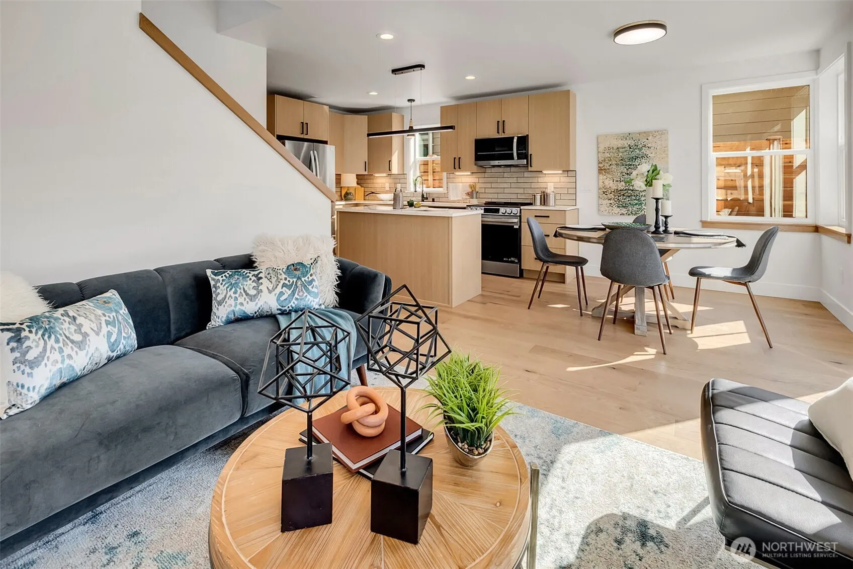 4514 S Dawson Street , Seattle, WA 98118-2349