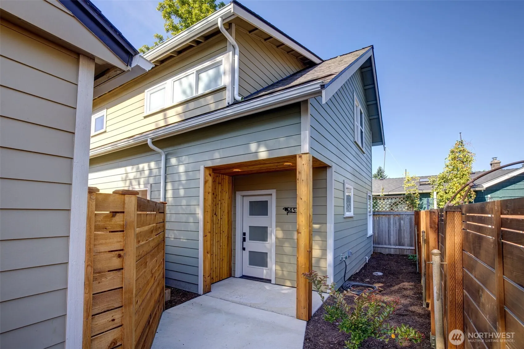 4514 S Dawson Street , Seattle, WA 98118-2349