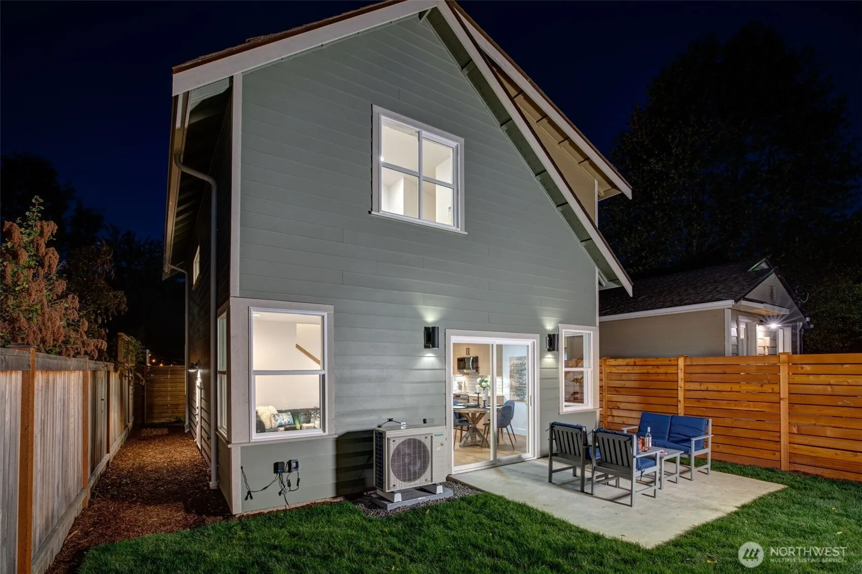 4514 S Dawson Street , Seattle, WA 98118-2349