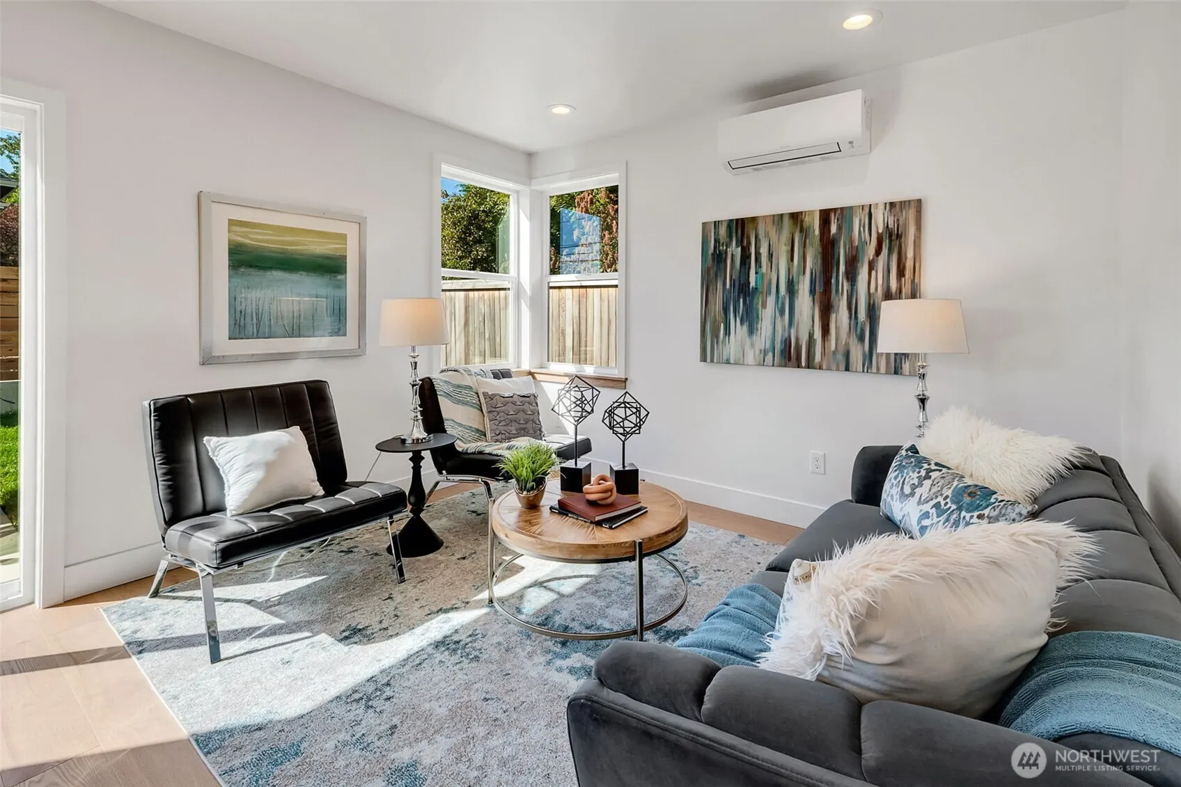 4514 S Dawson Street , Seattle, WA 98118-2349
