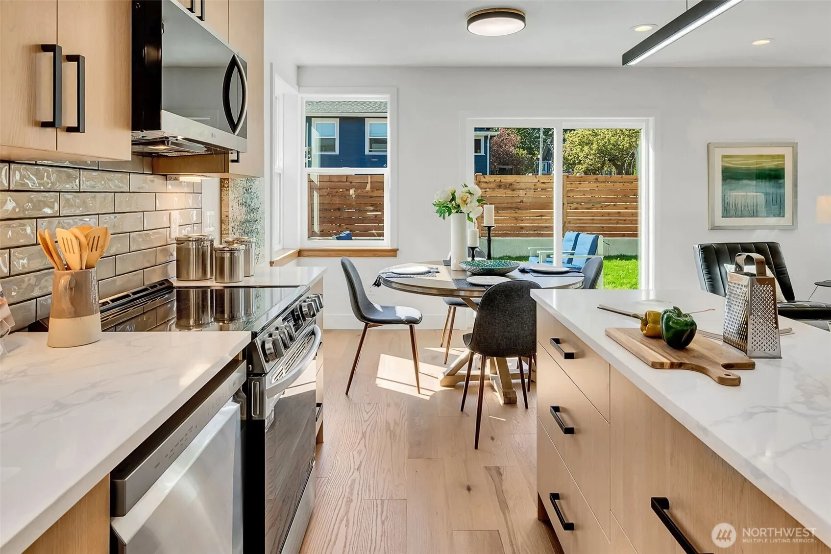 4514 S Dawson Street , Seattle, WA 98118-2349