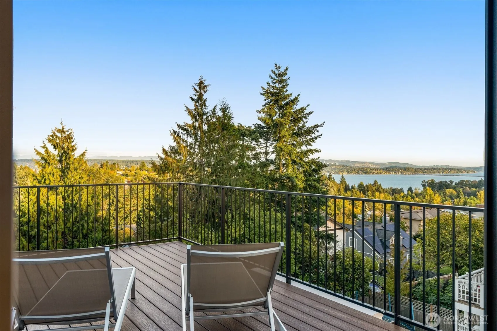 6032 50th Avenue NE, Seattle, WA 98115