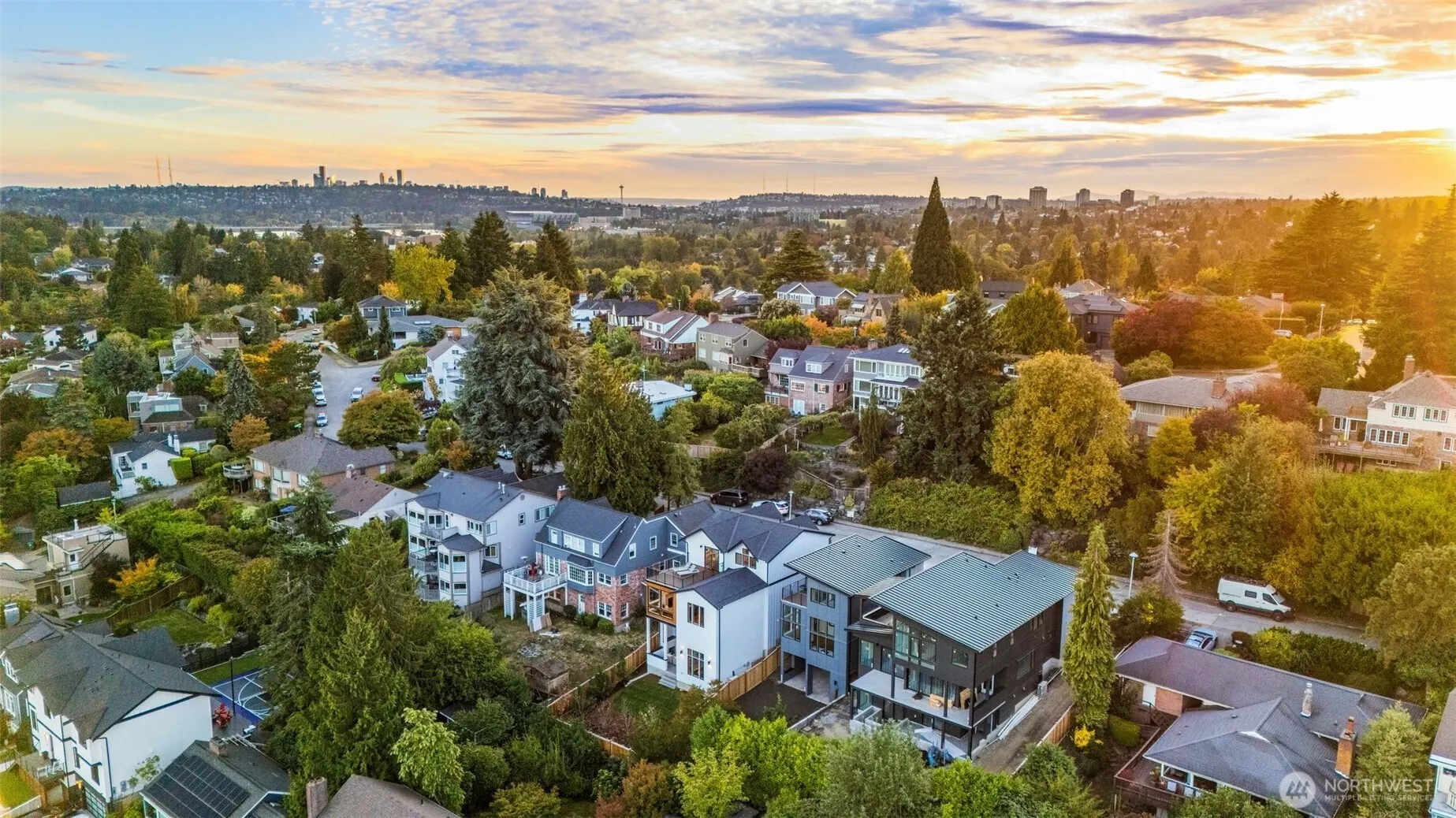 6032 50th Avenue NE, Seattle, WA 98115