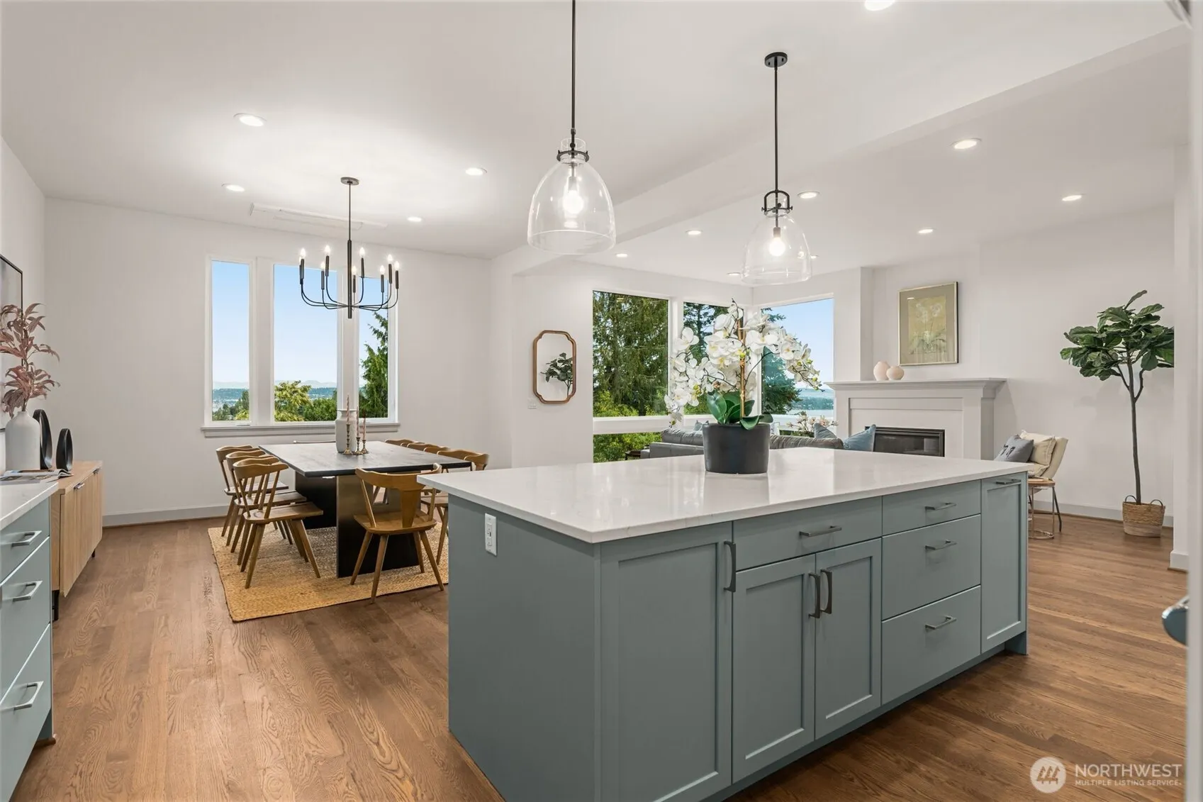 6032 50th Avenue NE, Seattle, WA 98115