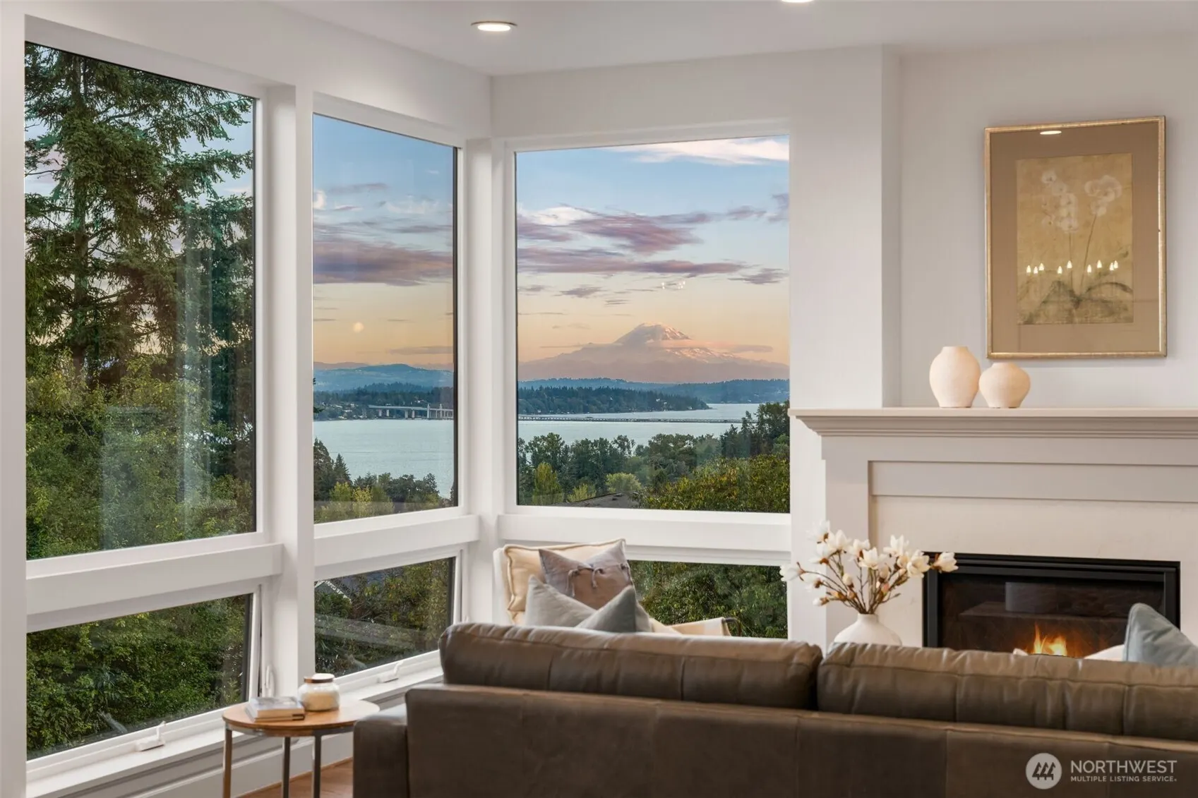 6032 50th Avenue NE, Seattle, WA 98115