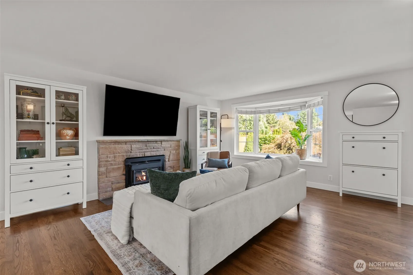 915 Monroe Avenue NE, Renton, WA 98056