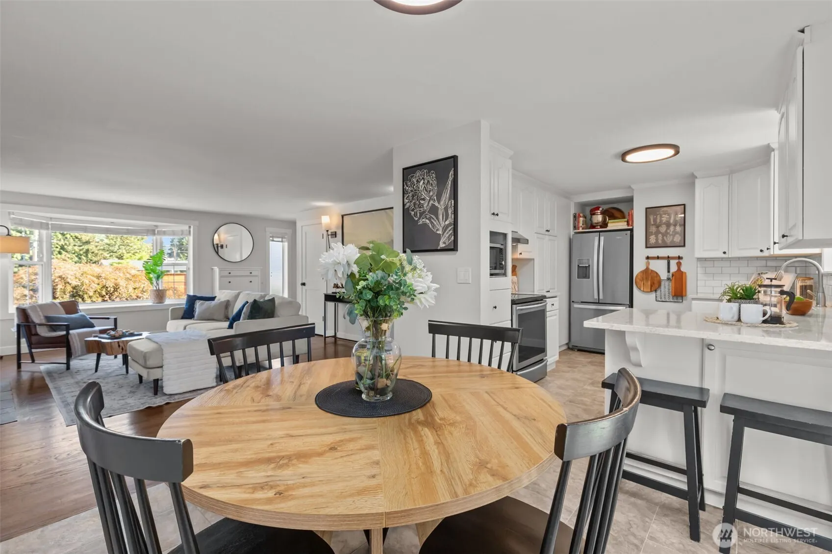 915 Monroe Avenue NE, Renton, WA 98056