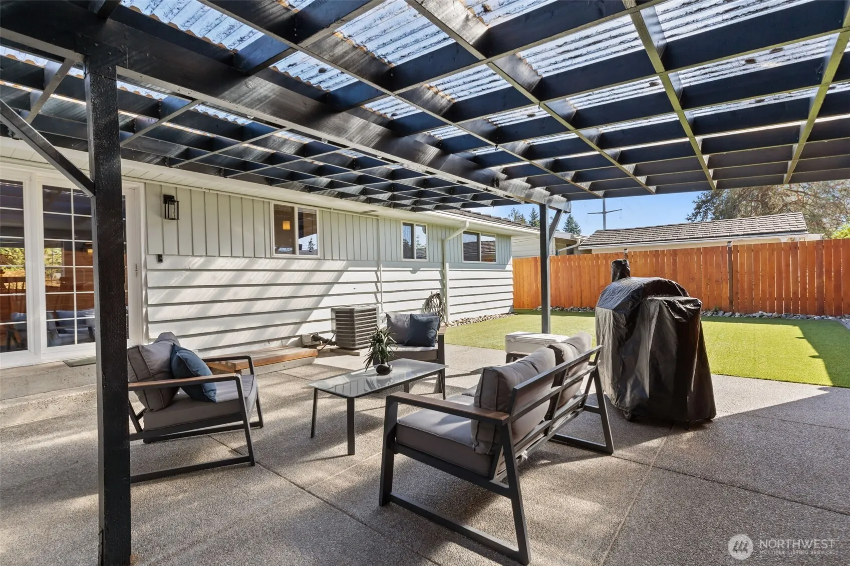 915 Monroe Avenue NE, Renton, WA 98056