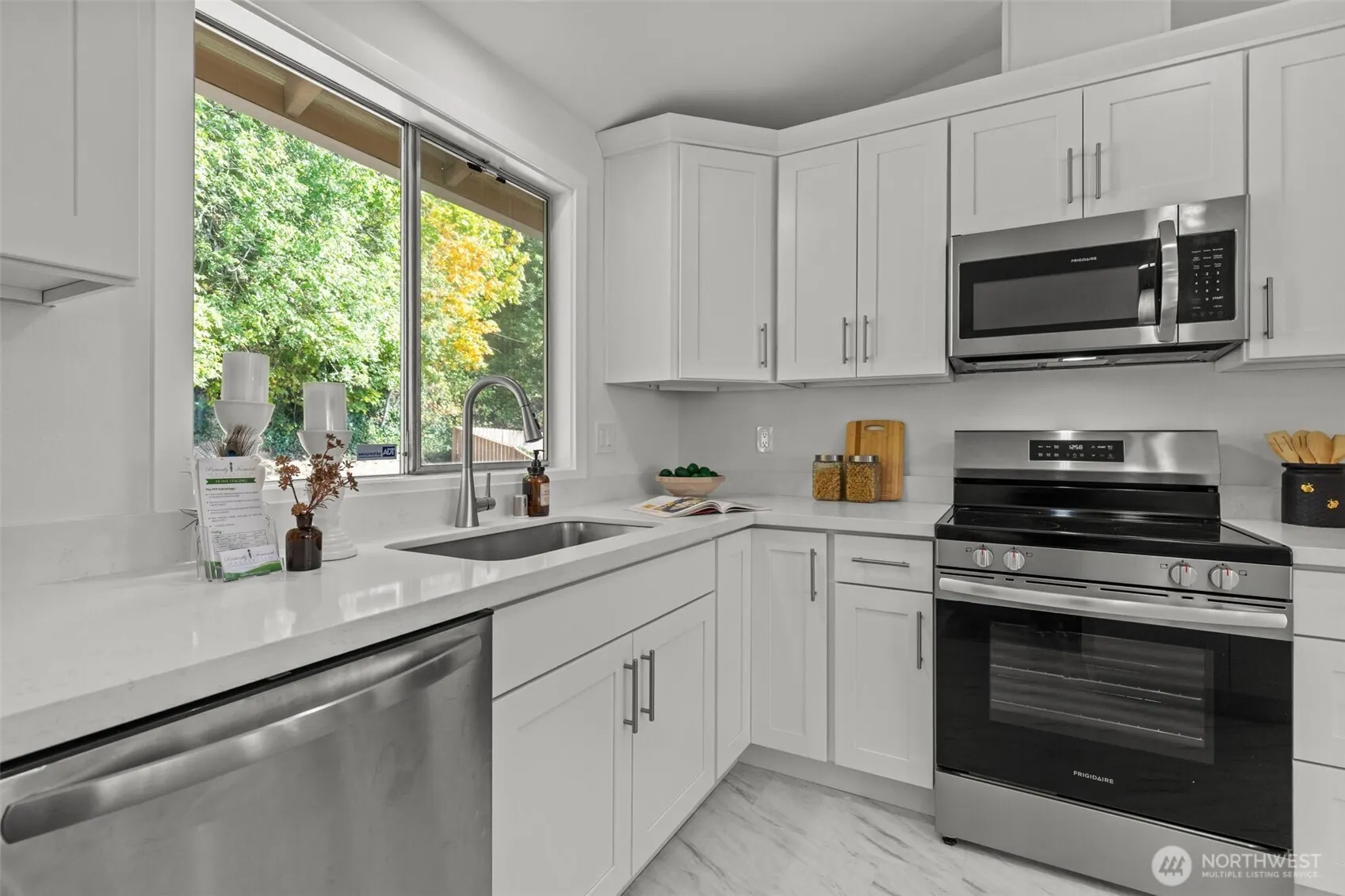 11822 56th Place S, Seattle, WA 98178