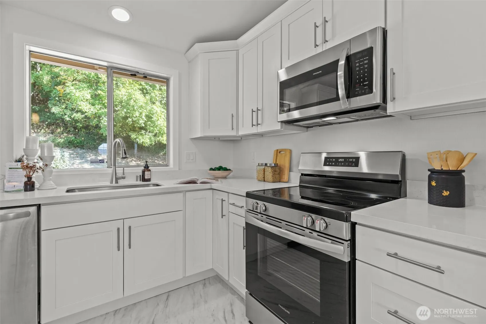 11822 56th Place S, Seattle, WA 98178
