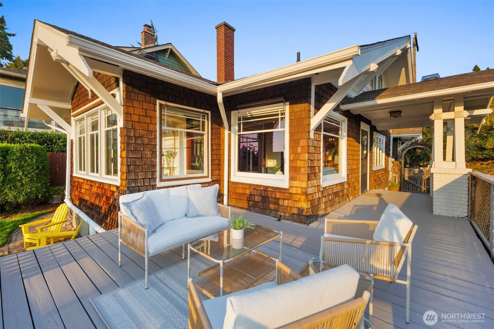2513 11th Avenue W, Seattle, WA 98119