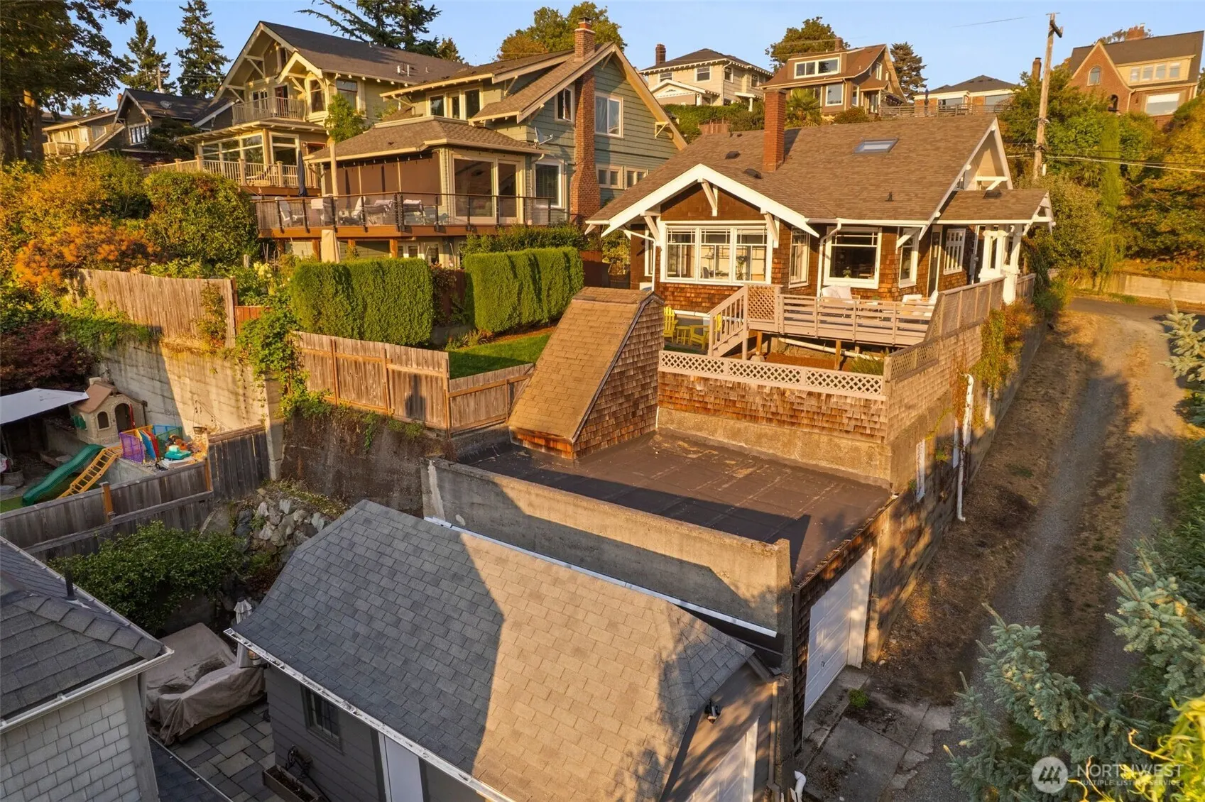 2513 11th Avenue W, Seattle, WA 98119