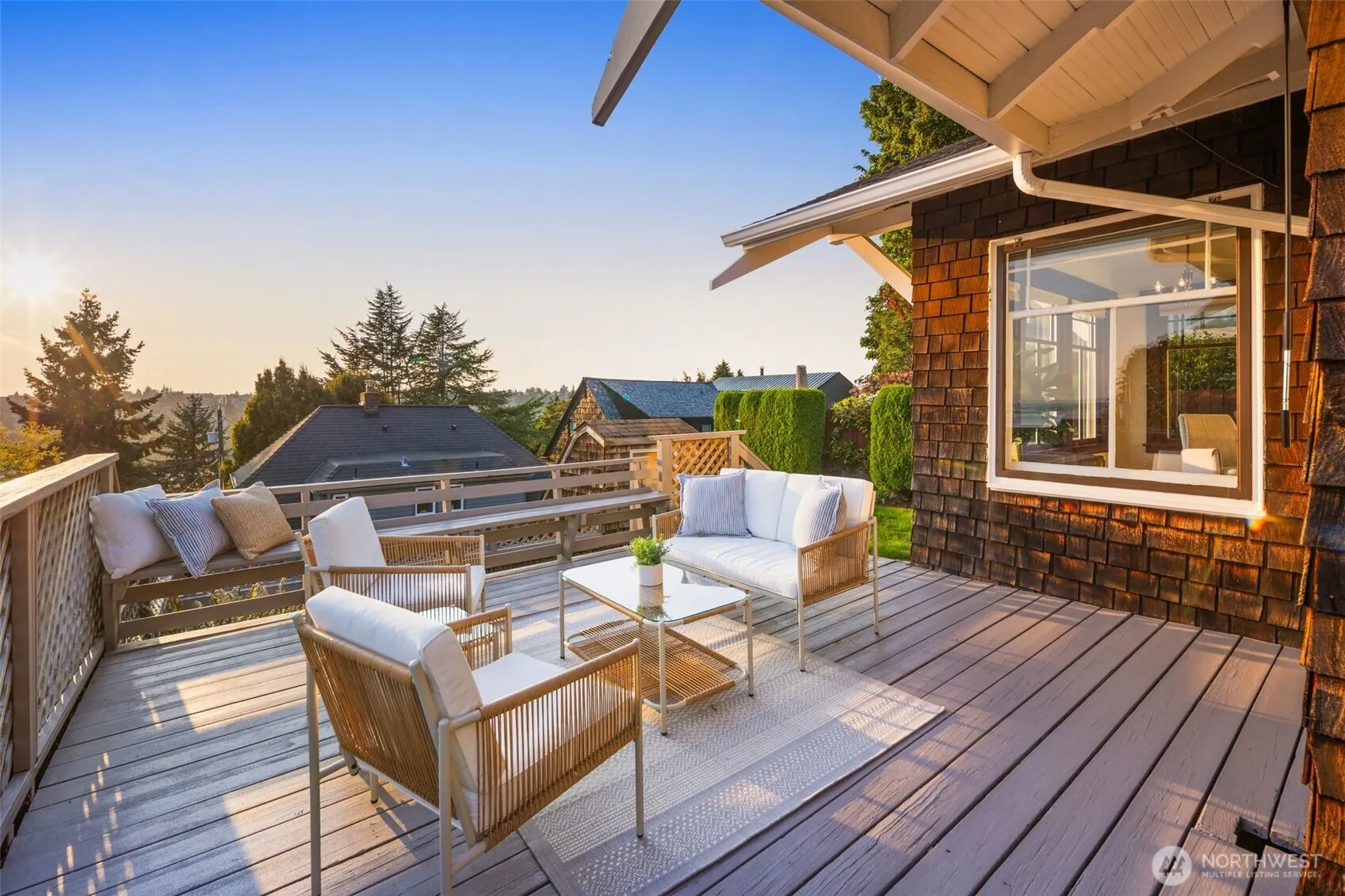 2513 11th Avenue W, Seattle, WA 98119