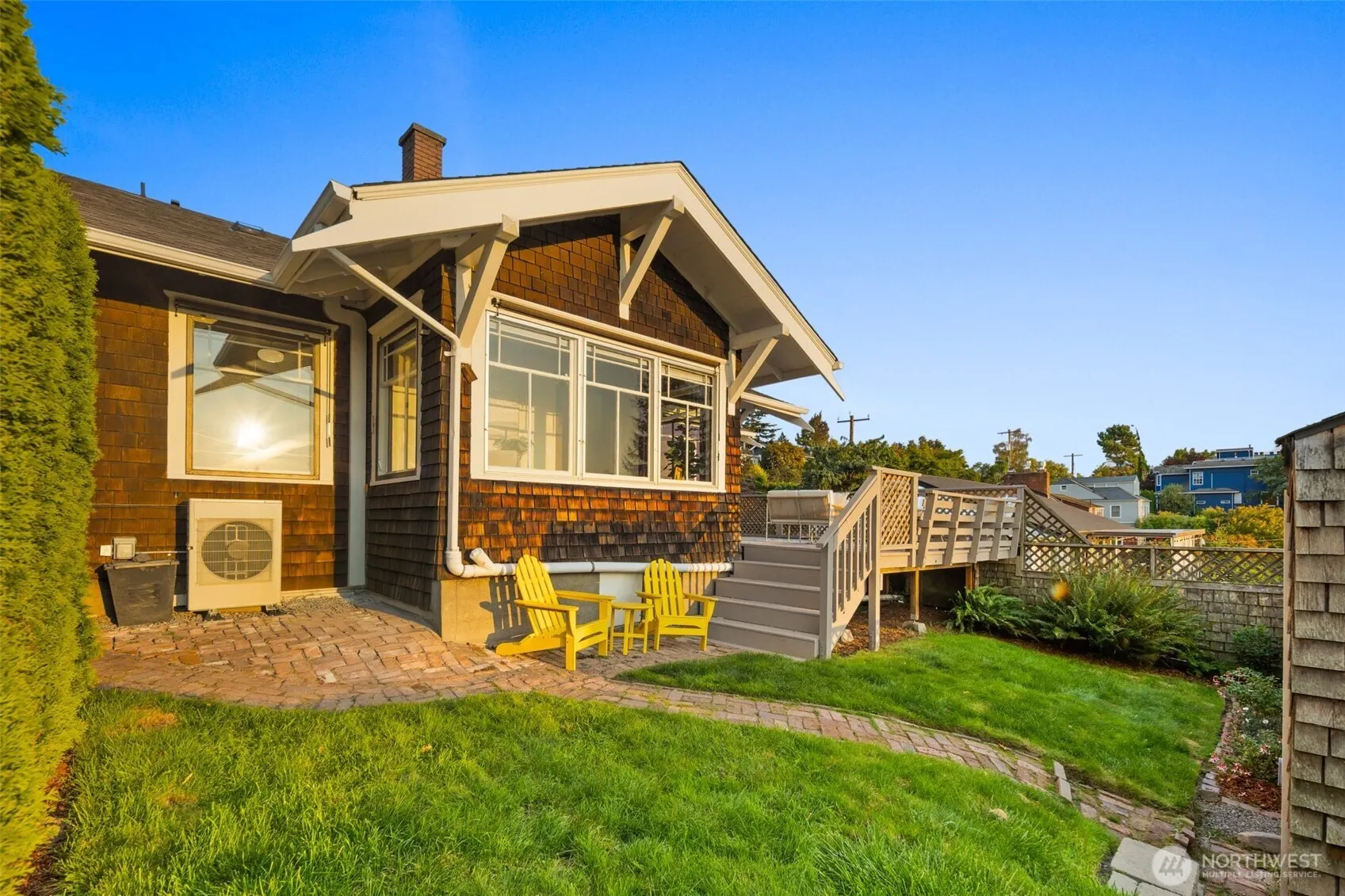 2513 11th Avenue W, Seattle, WA 98119