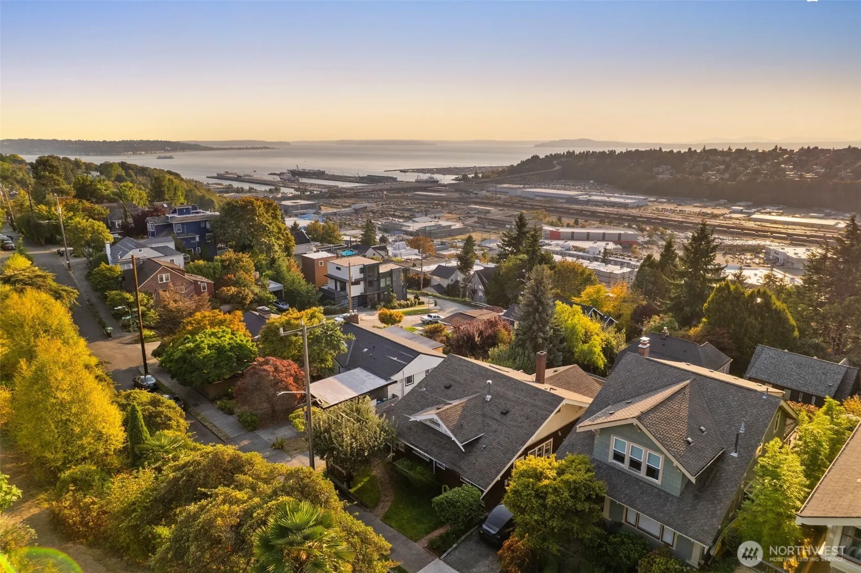 2513 11th Avenue W, Seattle, WA 98119