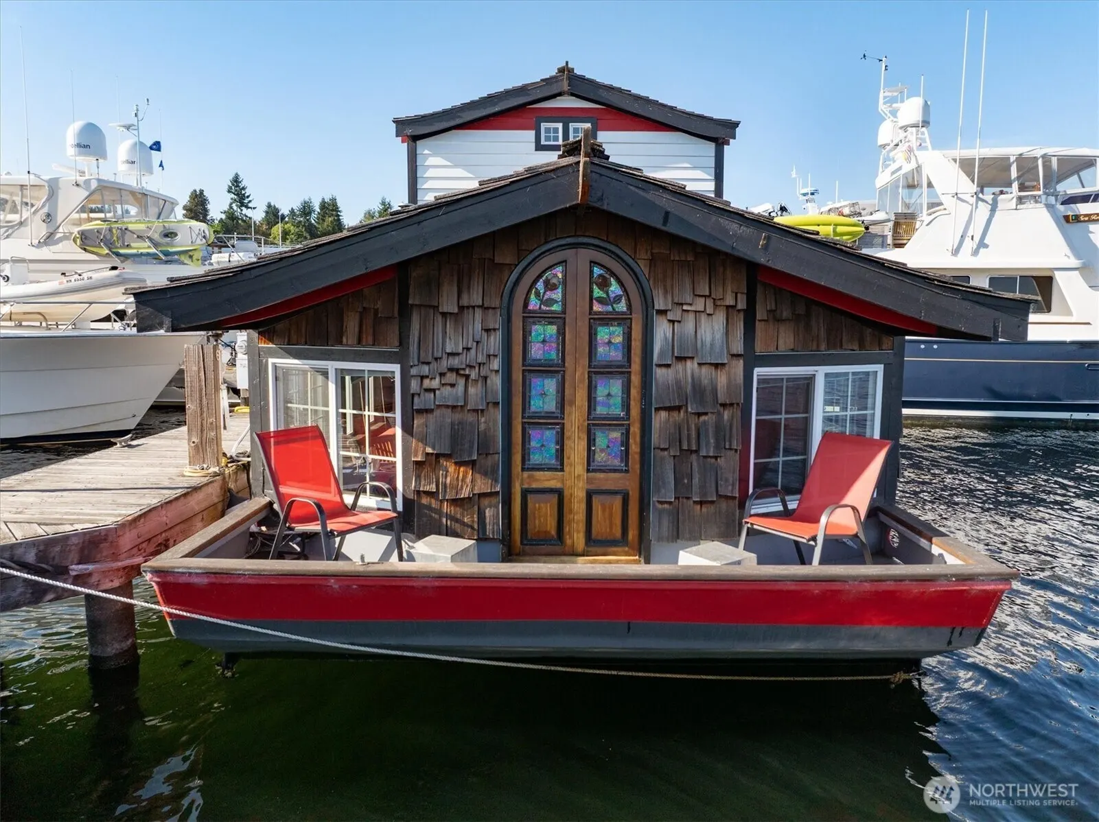 2401 N Northlake Way #L6, Seattle, WA 98103