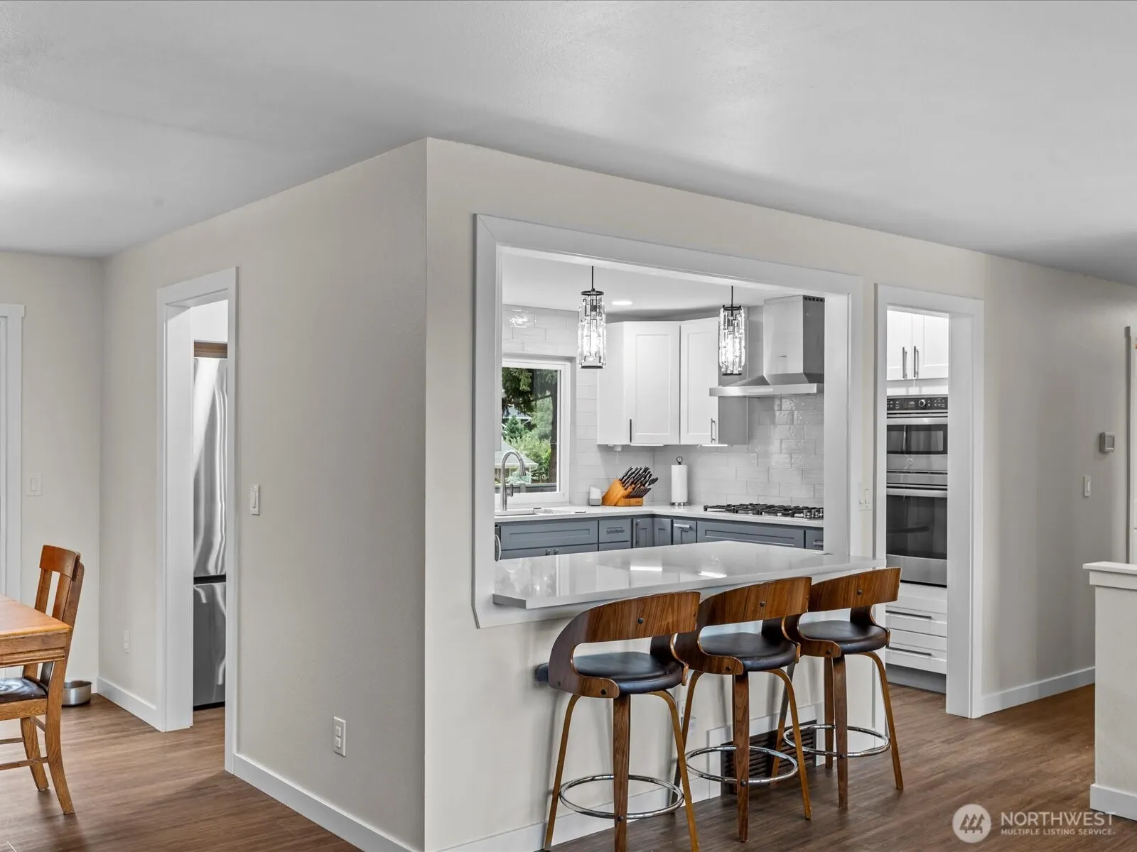 6202 120th Avenue NE, Kirkland, WA 98033-8415