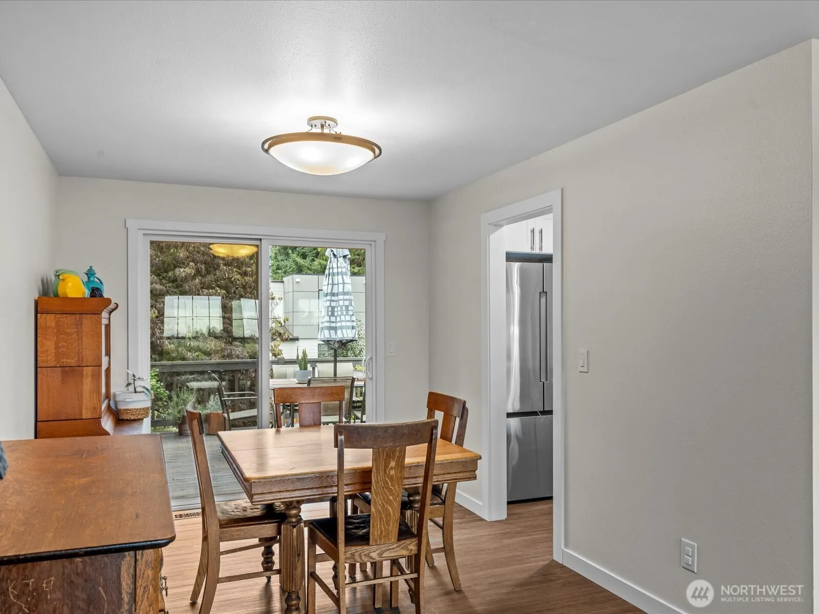 6202 120th Avenue NE, Kirkland, WA 98033-8415