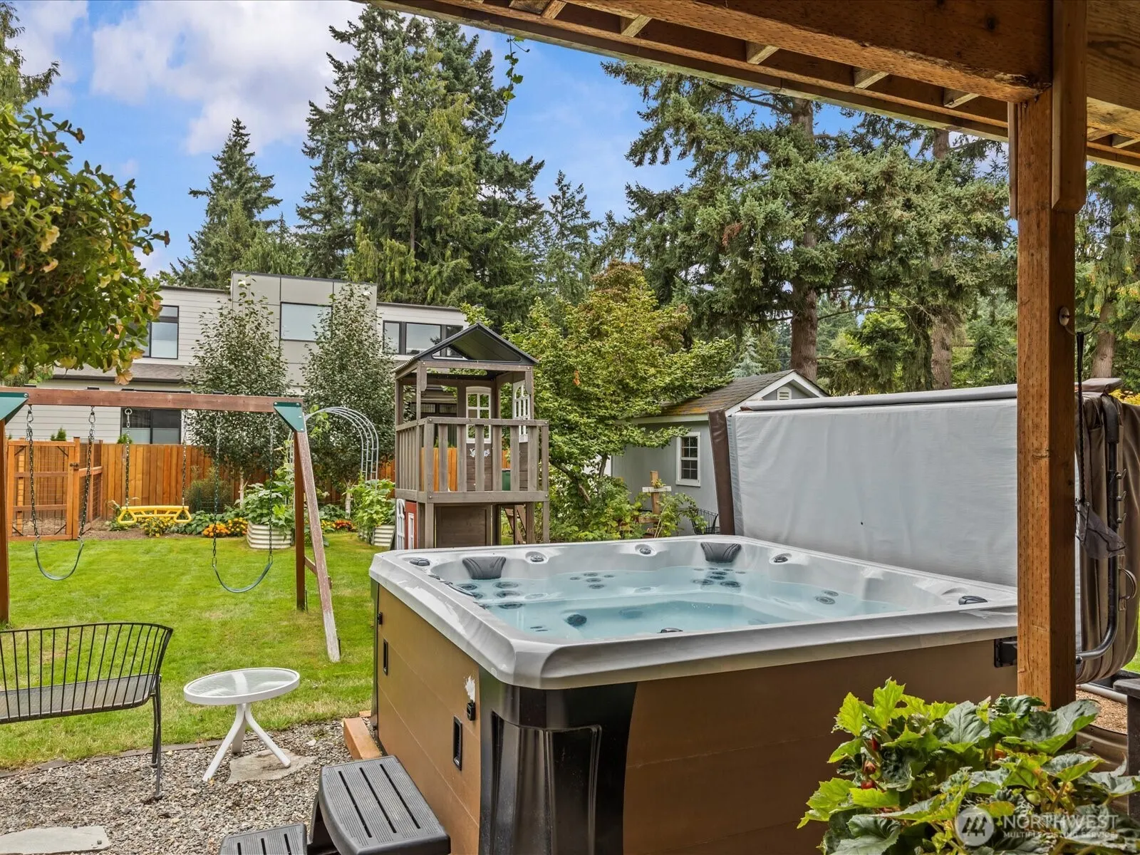 6202 120th Avenue NE, Kirkland, WA 98033-8415
