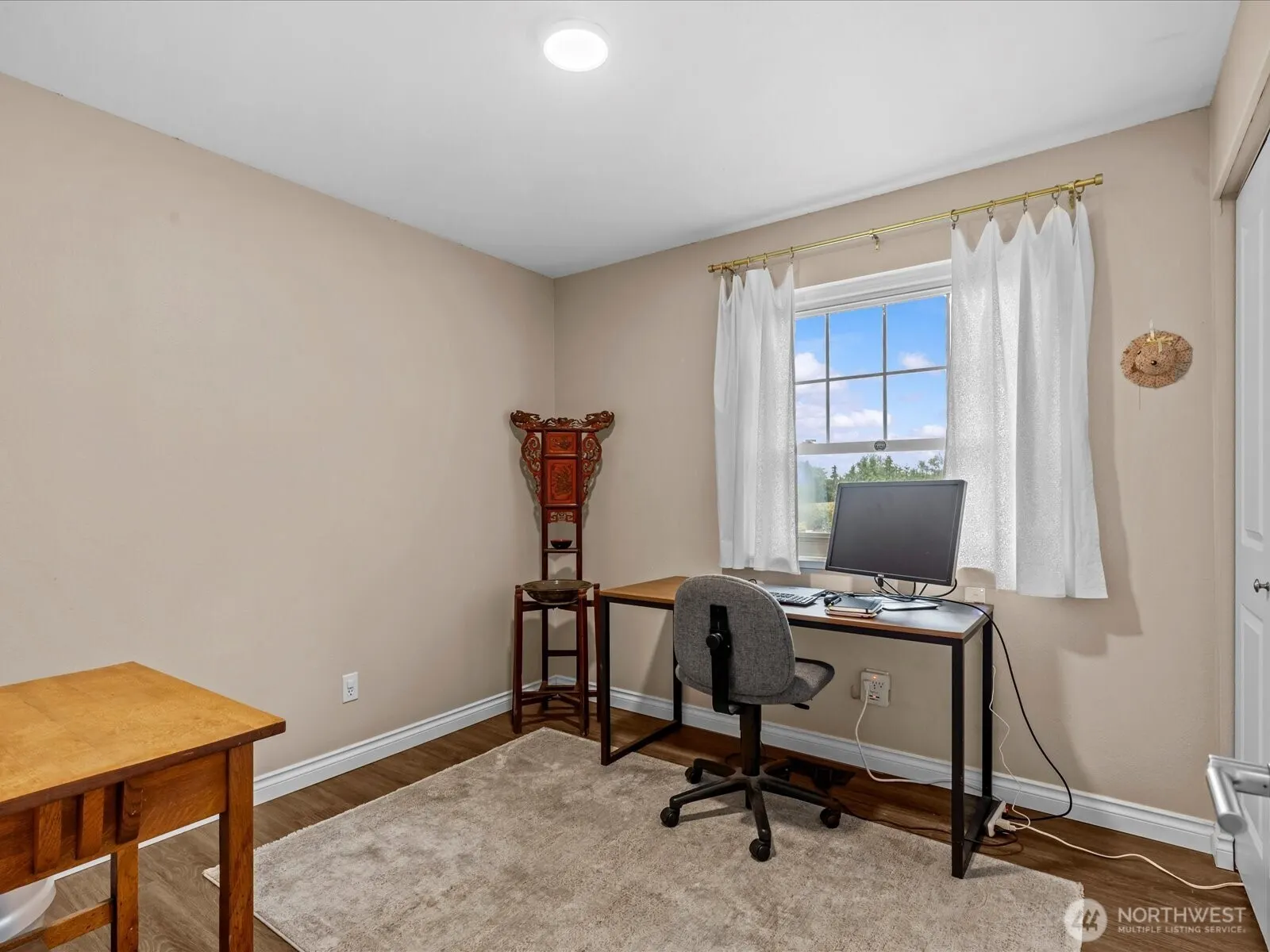 6202 120th Avenue NE, Kirkland, WA 98033-8415