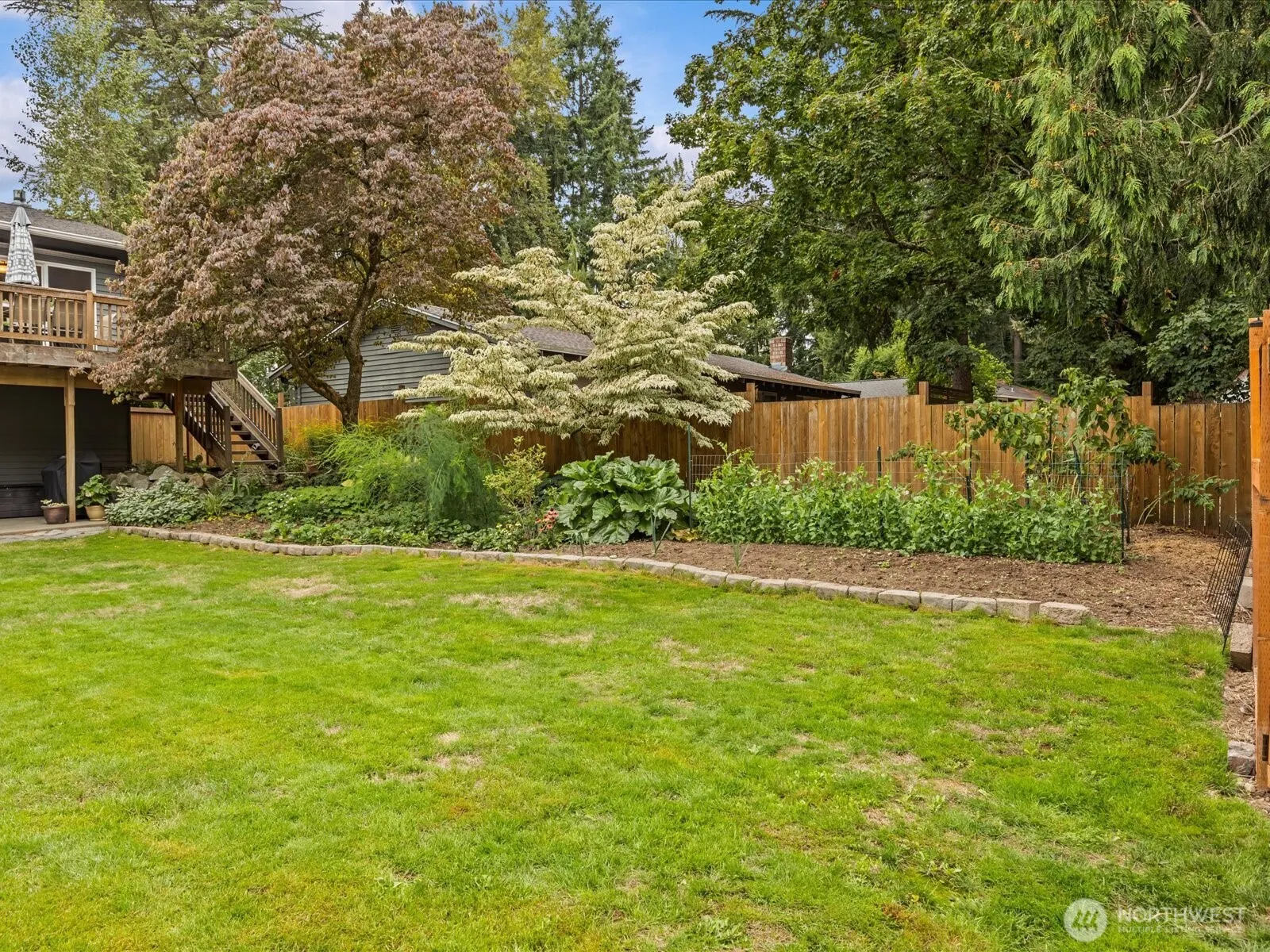 6202 120th Avenue NE, Kirkland, WA 98033-8415