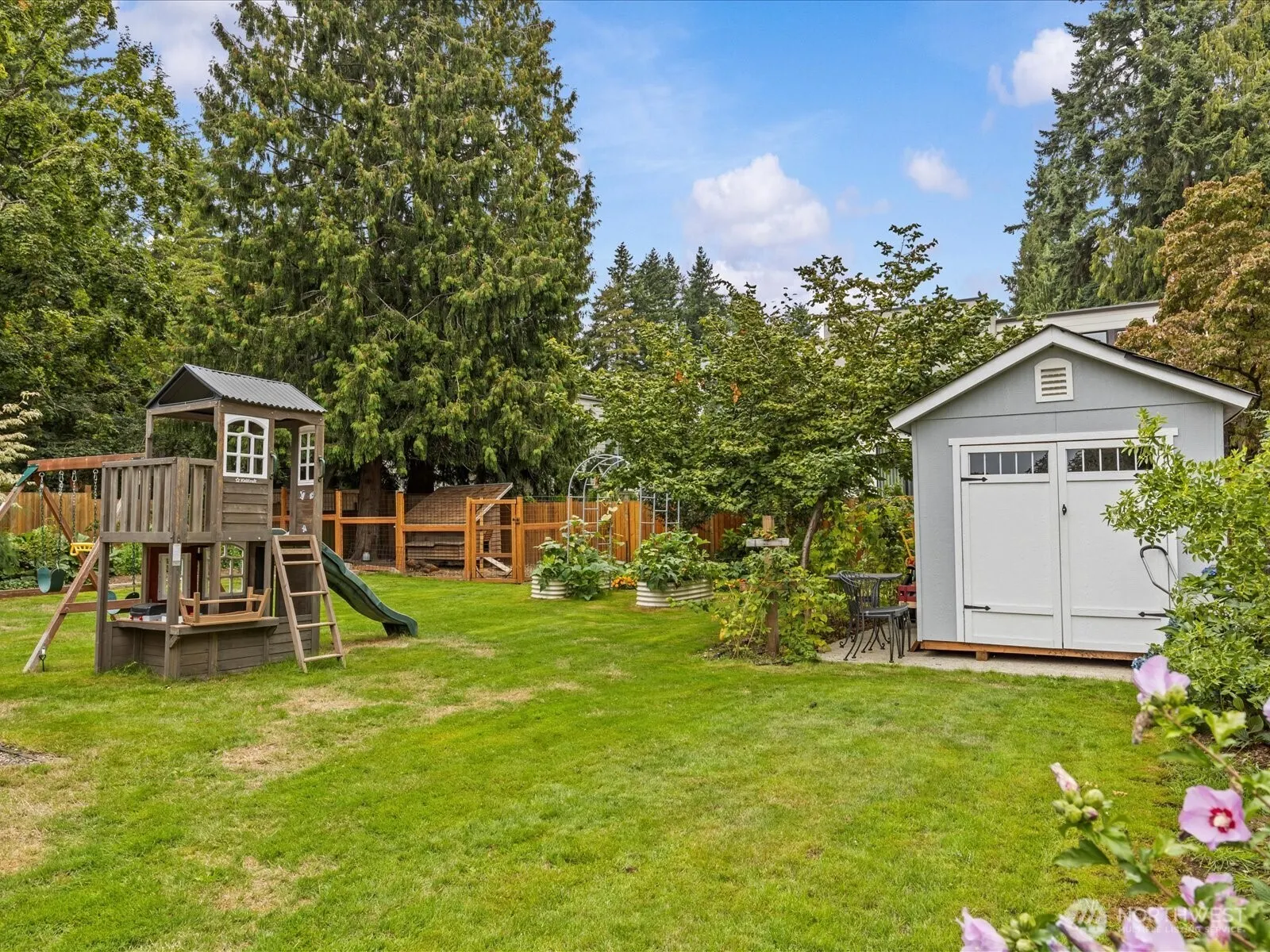 6202 120th Avenue NE, Kirkland, WA 98033-8415