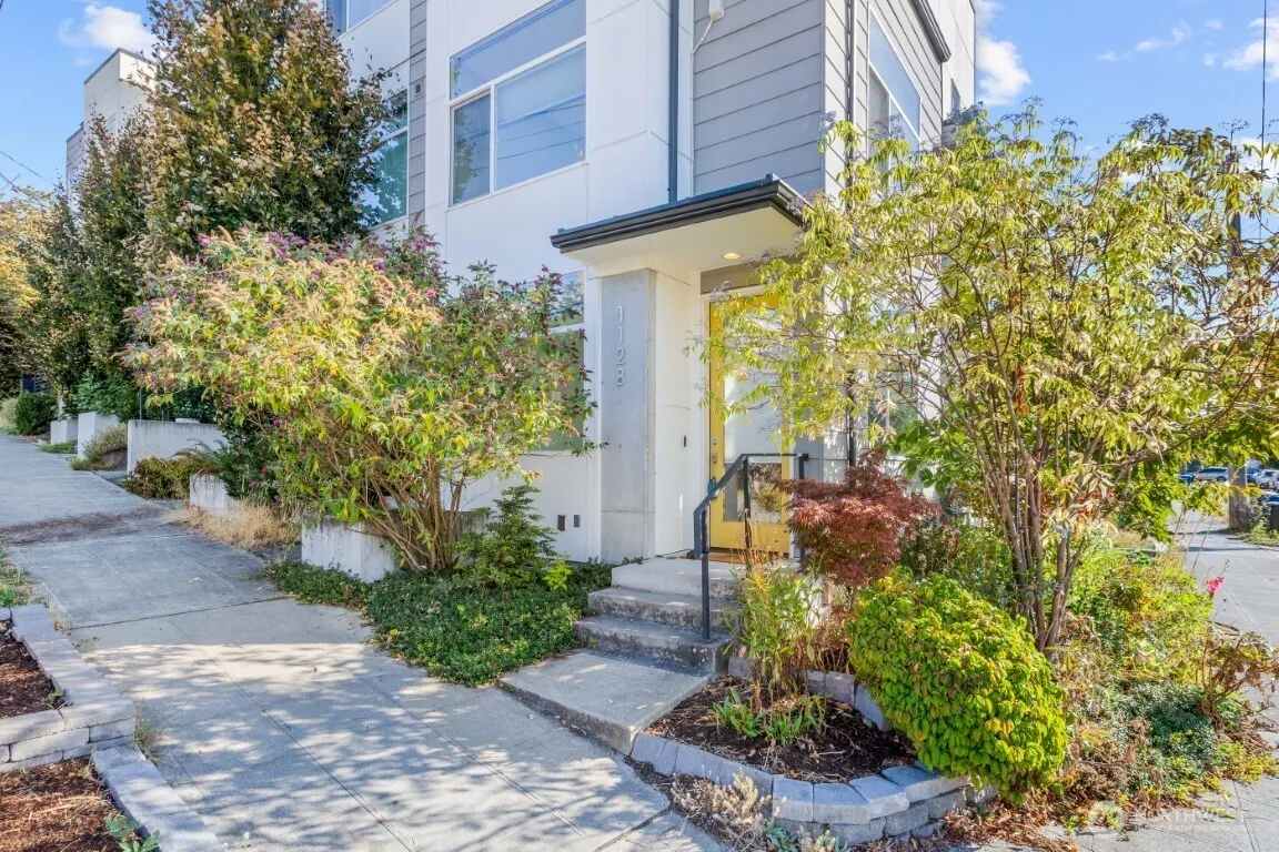 1128 24th Avenue S, Seattle, WA 98144