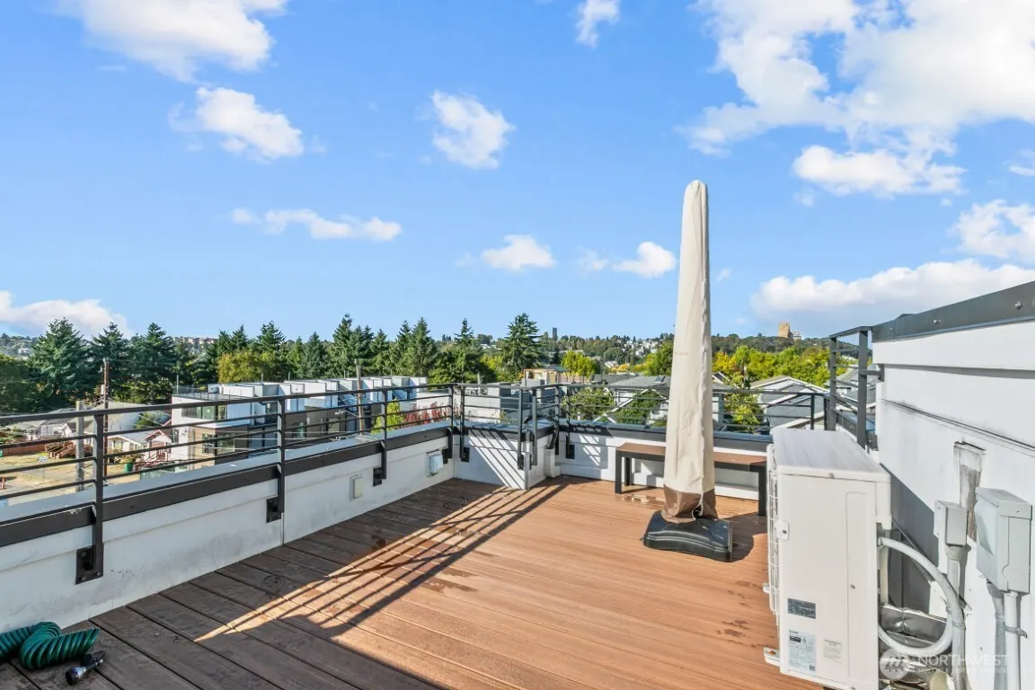 1128 24th Avenue S, Seattle, WA 98144