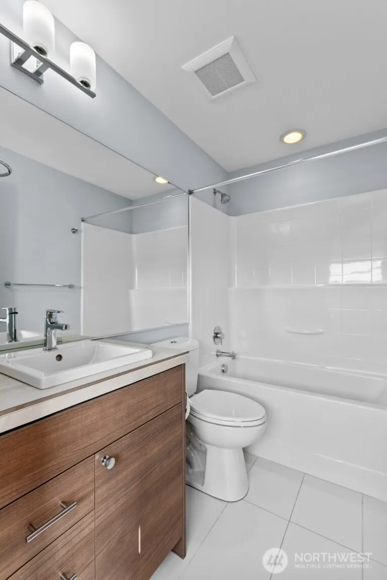 1128 24th Avenue S, Seattle, WA 98144
