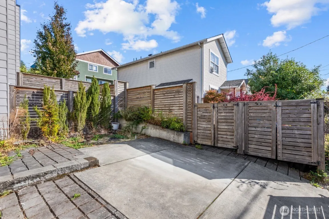 1128 24th Avenue S, Seattle, WA 98144