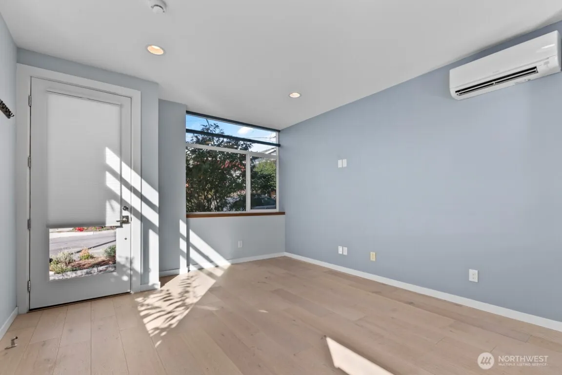 1128 24th Avenue S, Seattle, WA 98144